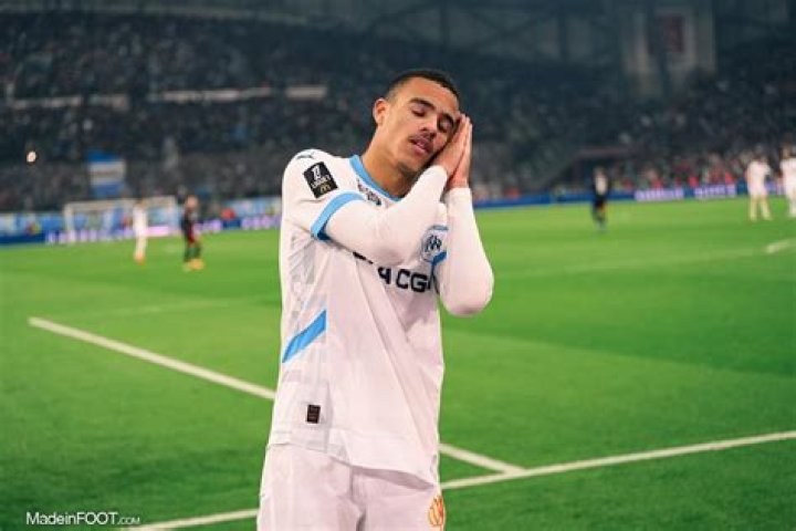 🏰💑 Luxury getaway Mason Greenwood The star player for Manchester