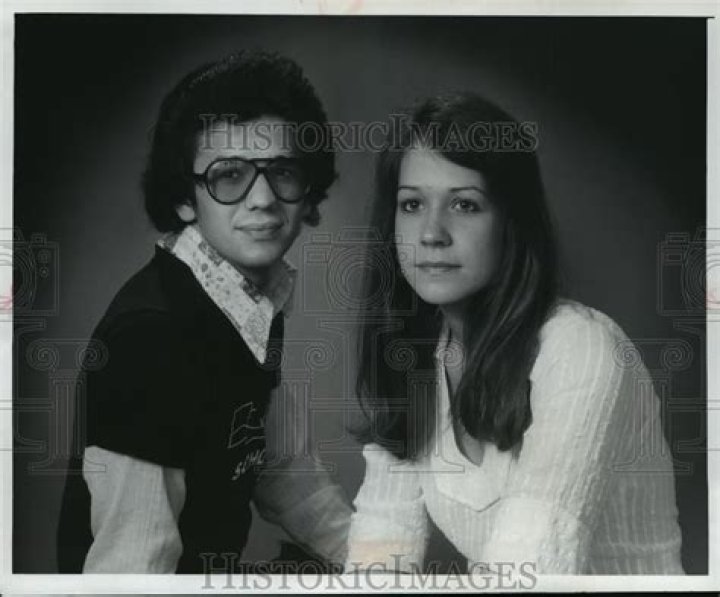 1977 Press Photo Portriat Adrian Zmed, Actor, and Barbara, Wife