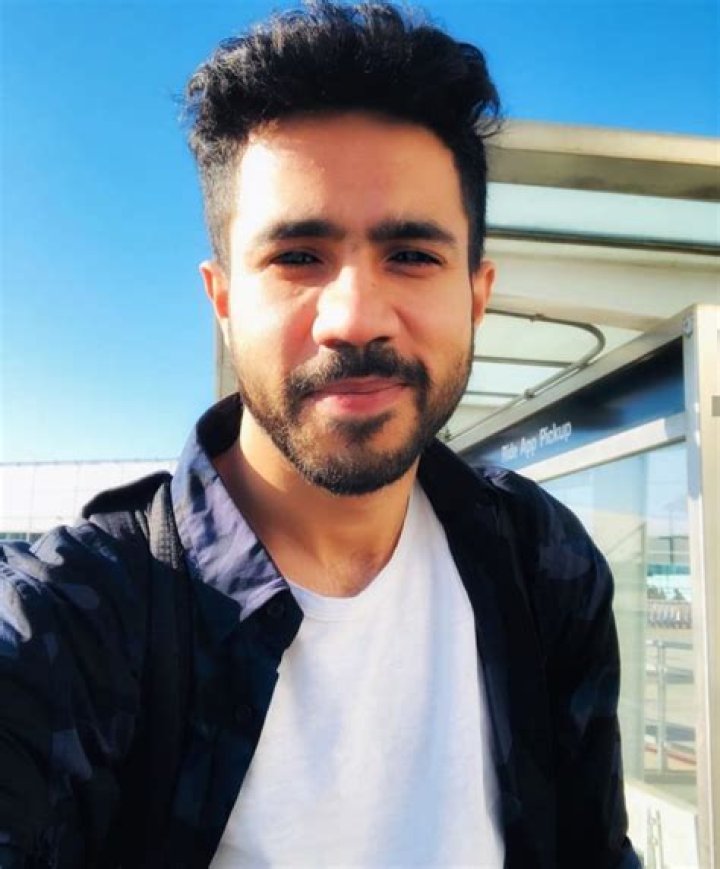 Abhishek Upmanyu Age, Wiki, Girlfriend, Family, Net worth
