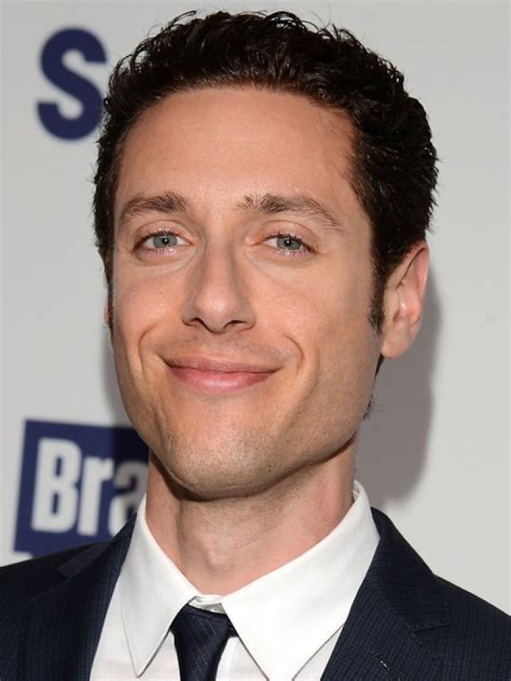 Actor paulo costanzo hires stock photography and images Alamy