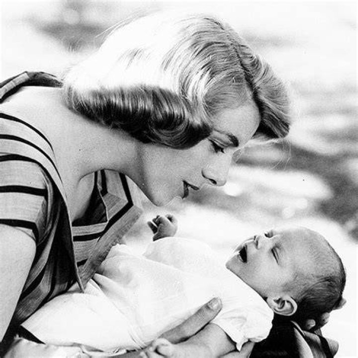 Actor Rosemary Clooney, mother of actor Miguel Ferrer Celebrity