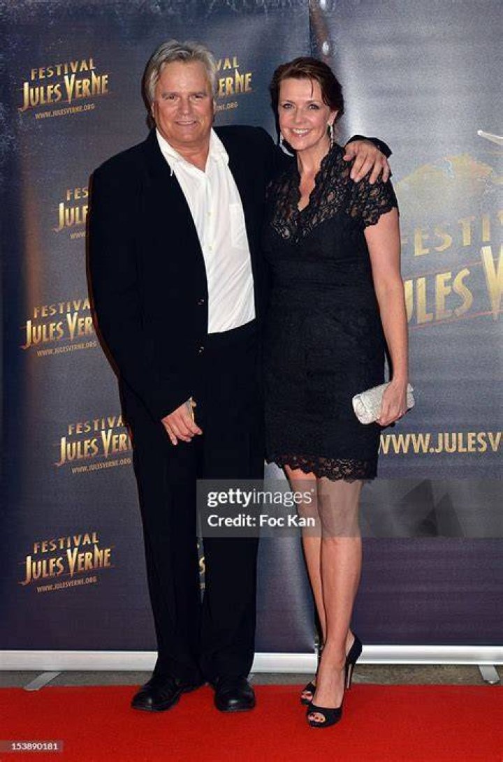 Amanda Tapping, Wife Of Richard Dean Anderson | Complete Guide
