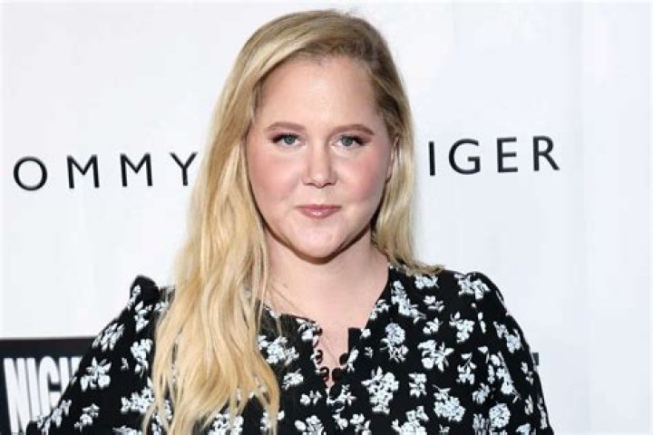 Amy Schumer dancing with her dad was the highlight of her wedding.