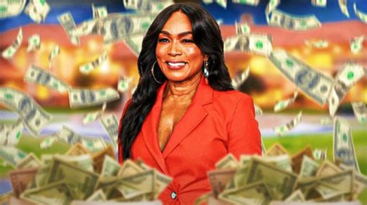 Angela Bassett Net Worth 2024 Height, Salary Age, Cars and Bf