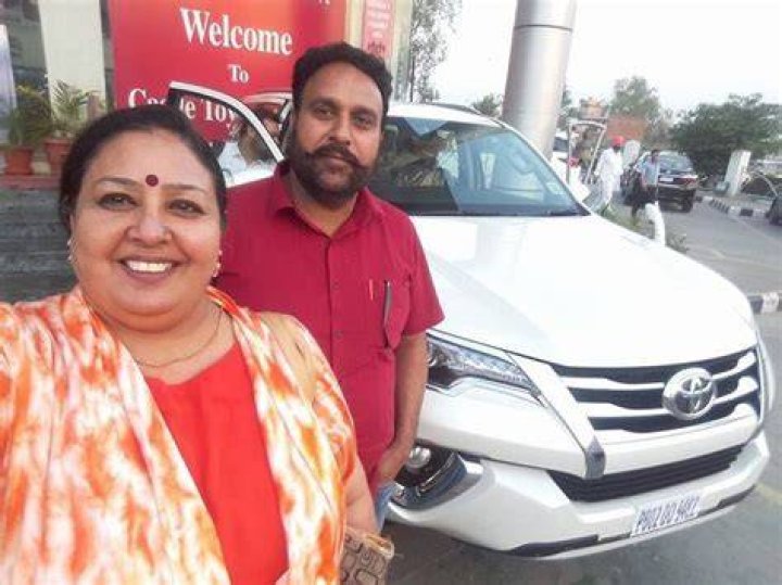 Anita Devgan (Actress) Age, Husband, Family, Biography & More