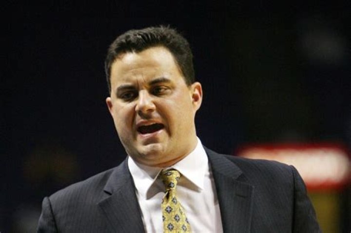 Arizona president defends coach Sean Miller after trial Sporting News