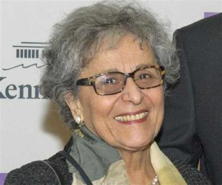 Arlene Alda Biography Facts, Childhood, Family Life & Achievements