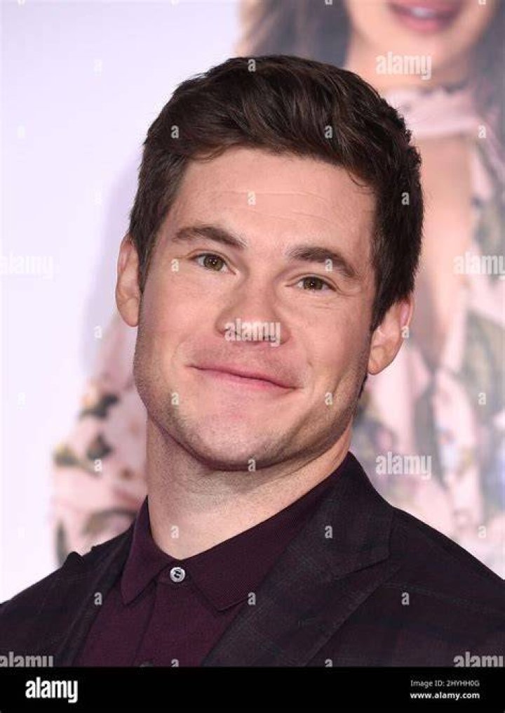 Arriba 98+ Foto Adam Devine Pel&iacute;culas Y Programas De Televisi&oacute;n Alta