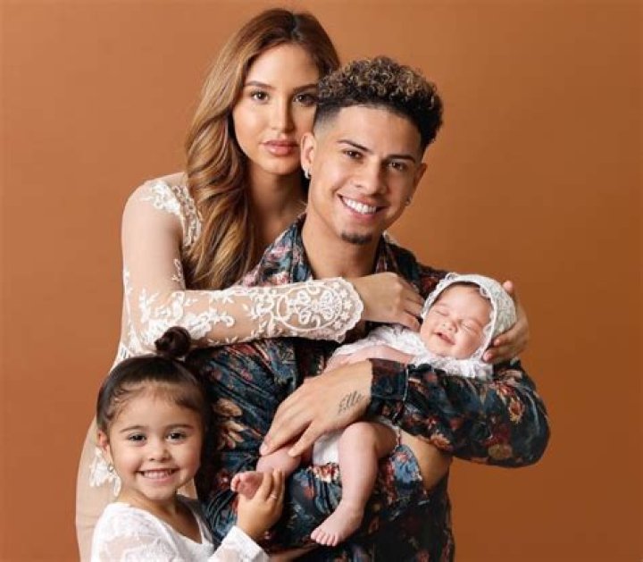 Austin McBroom Bio, Age, Family, Education, Wife, Net Worth