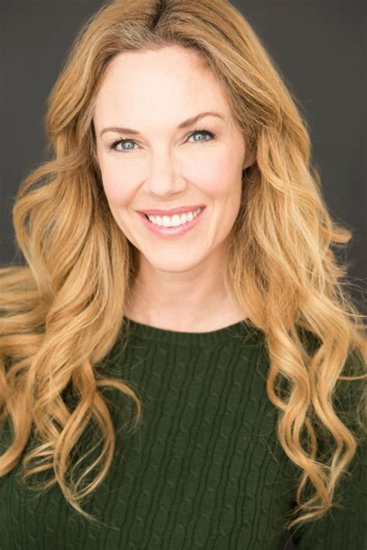 Autumn Lee Facts, Bio, Career, Net Worth AidWiki