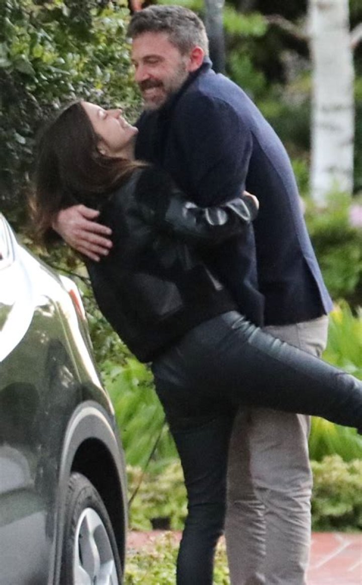 Ben Affleck e Ana de Armas terminam o relacionamento, diz revista