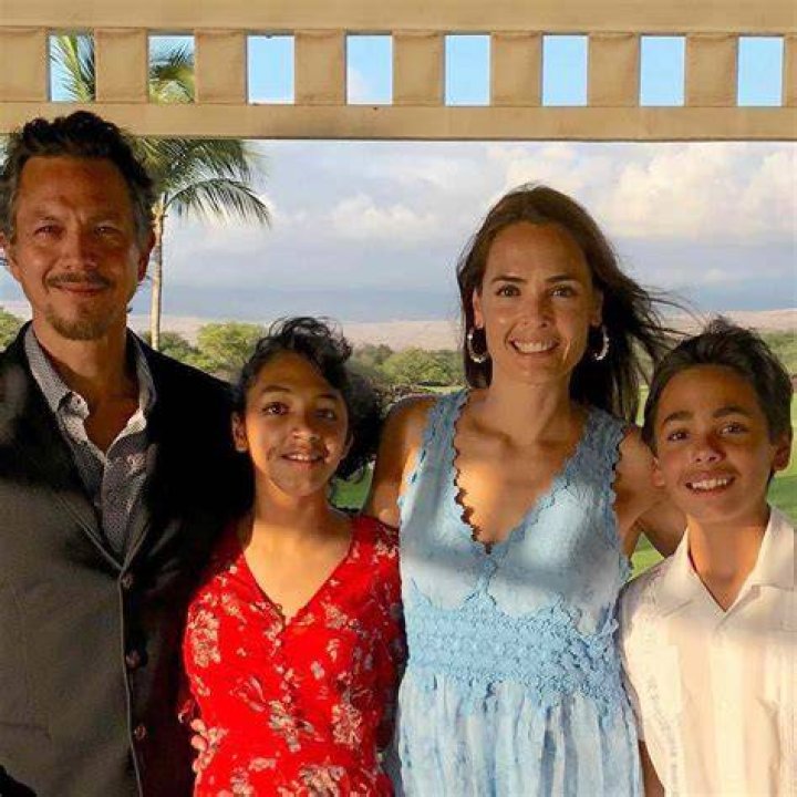 Benjamin Bratt&rsquo;s Family Kids, Wife, Siblings, Parents BHW
