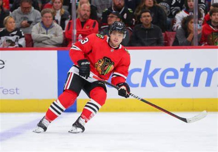 Blackhawks&rsquo; Max Domi on getting his teeth knocked out vs. Sharks NBC