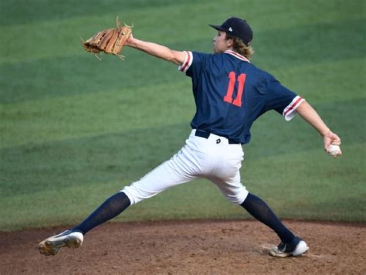 Braylon Hall pitching and Farragut bats shine in win over rival Bearden
