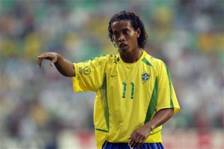 Brazil&rsquo;s Ronaldinho confirms retirement and plans farewell