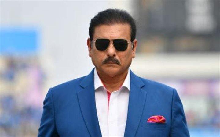 Buy RAVI SHASTRI WITH HIS WIFE RITU SHASTRI Pictures, Images, Photos By