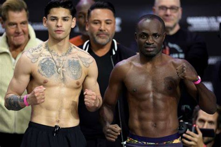 California boxer Ryan Garcia celebrates fights with Whataburger, Skittles
