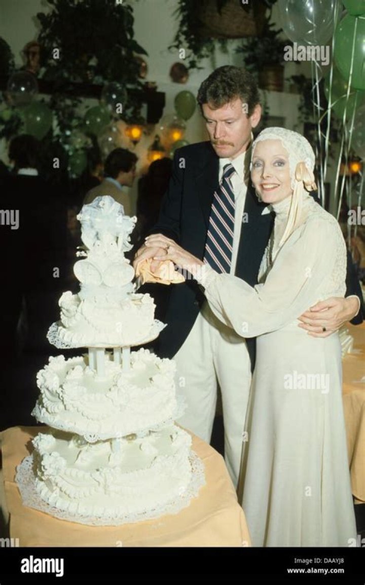 Carolyn Jones and Peter BaileyBritton Carolyn jones, Actor peter