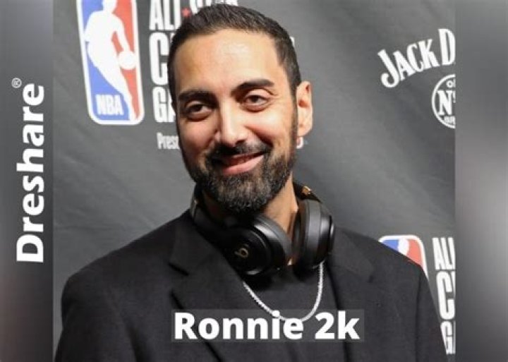 Chatting with Ronnie 2K about the official NBA 2K23 season simulation.