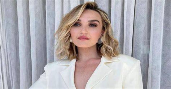 Chloe Fineman Biography, Age, Height, Boyfriend laacib