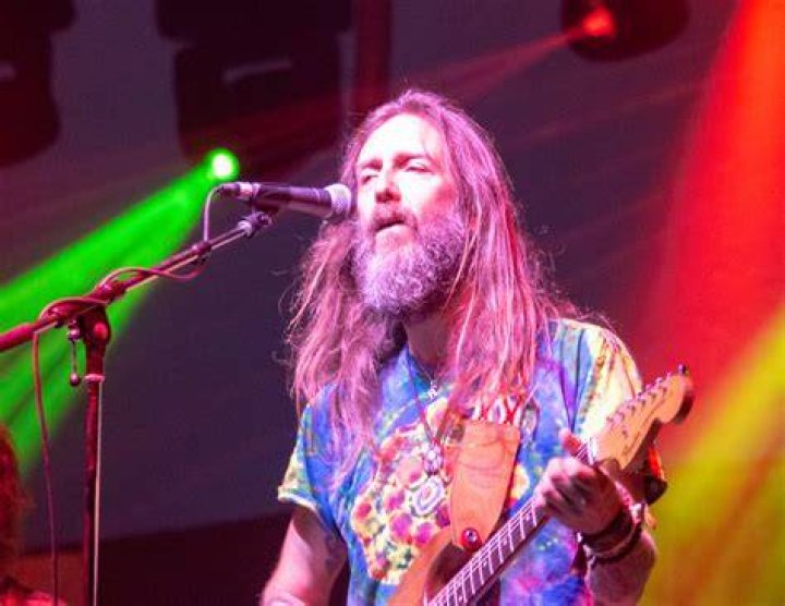Chris Robinson Net Worth 2023 Wiki, Married, Family, Wedding, Salary