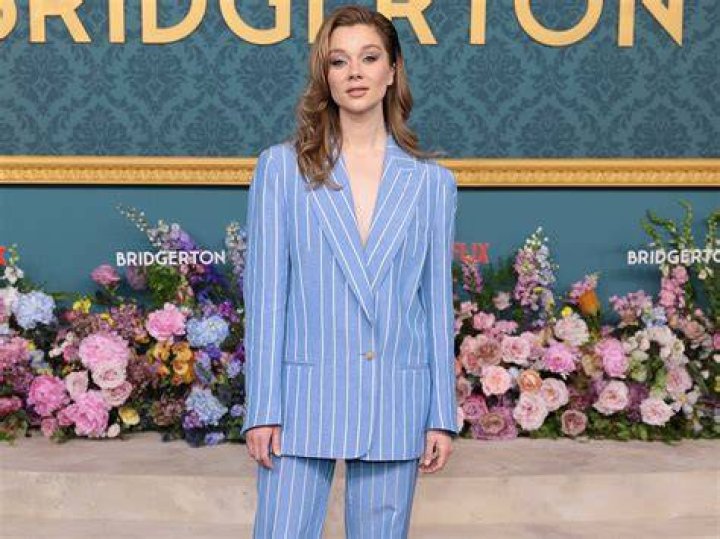 Claudia Jessie Style, Clothes, Outfits and Fashion &bull; CelebMafia