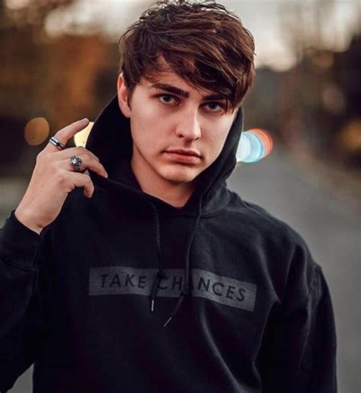 Colby Brock&rsquo;s biography age, height, real name, birthday, net worth