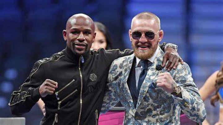 Conor McGregor Floyd Mayweather looks like &lsquo;dog sh*t&rsquo; at weighins