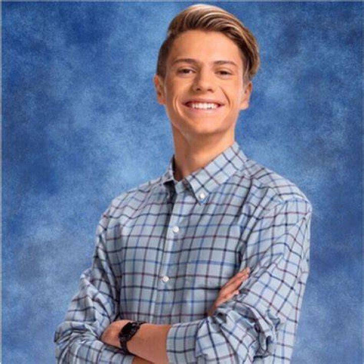 Cooper Barnes Niebezpieczny Henryk Wiki Fandom