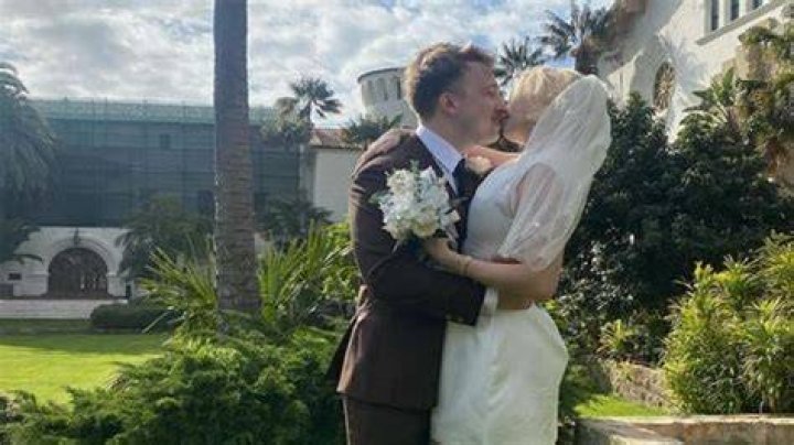 Courtney and Shayne are married!!! (via Instagram) r/nope