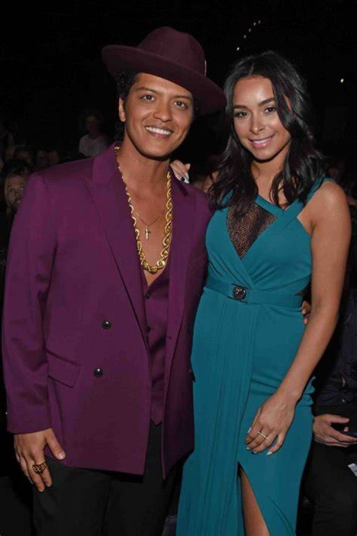 Did Bruno Mars get married? TxTAD News