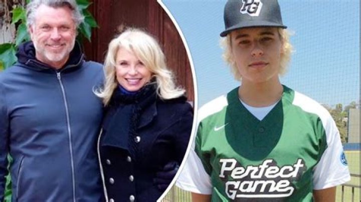 Discover The Family Ties: Alec Bohm's Siblings Revealed