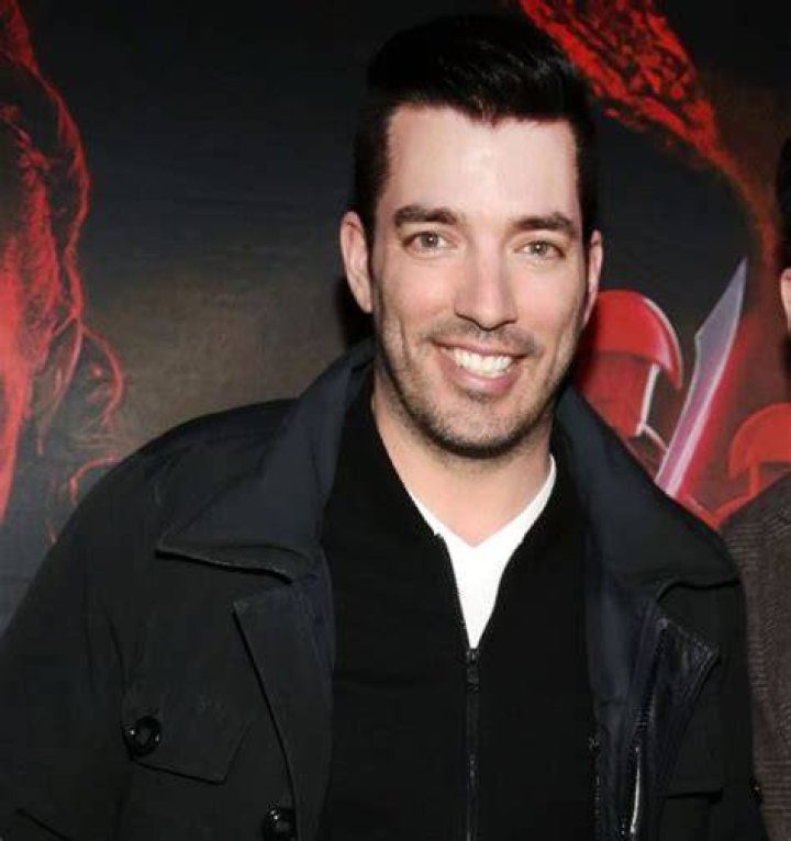 Drew Scott Net Worth (2021), Height, Age, Bio and Facts