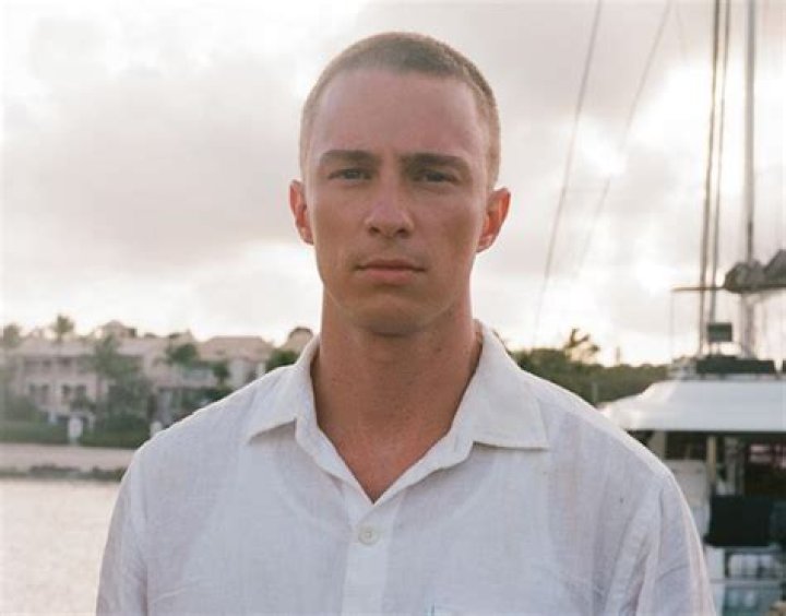 Drew Starkey Outer Banks Wiki Fandom