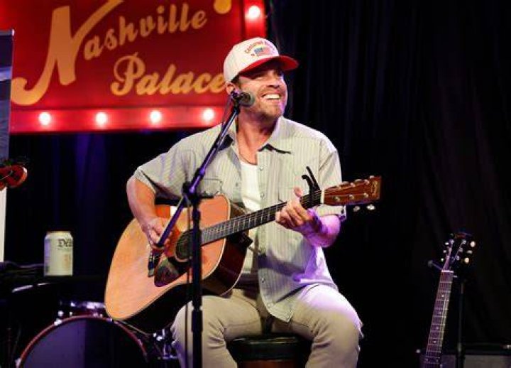 Dustin Lynch Opens Up About Model Girlfriend, Kelli Seymour B104 WBWNFM