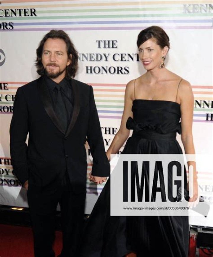 Eddie Vedder Beth Liebling