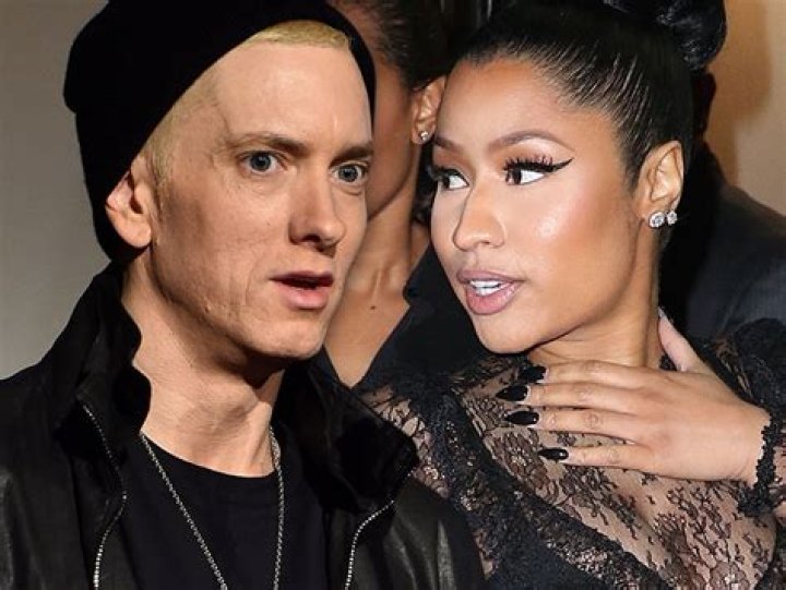 Eminem Teases Crowd with Nicki Minaj Relationship Jokes