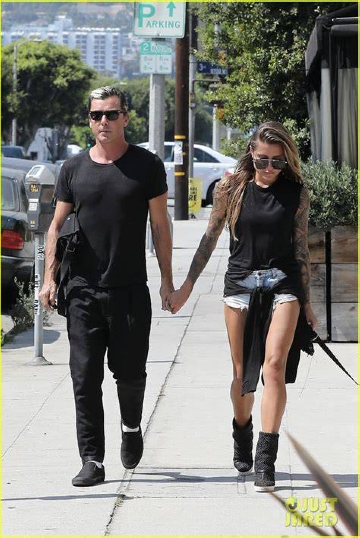 Gavin Rossdale and girlfriend Sophia Thomalla both rock rings in LA T