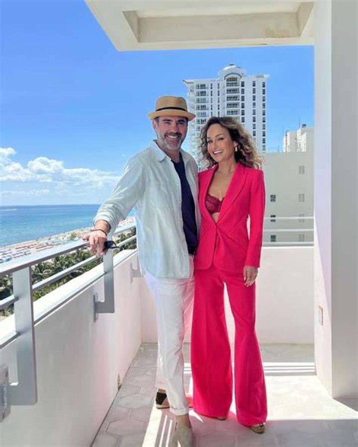 Giada De Laurentiis and Boyfriend Shane Farley Share Laughs and Burgers