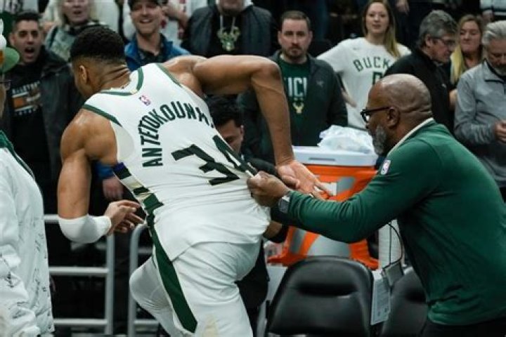 Giannis Antetokounmpo's girlfriend Mariah Riddlesprigger Bio, Net Worth