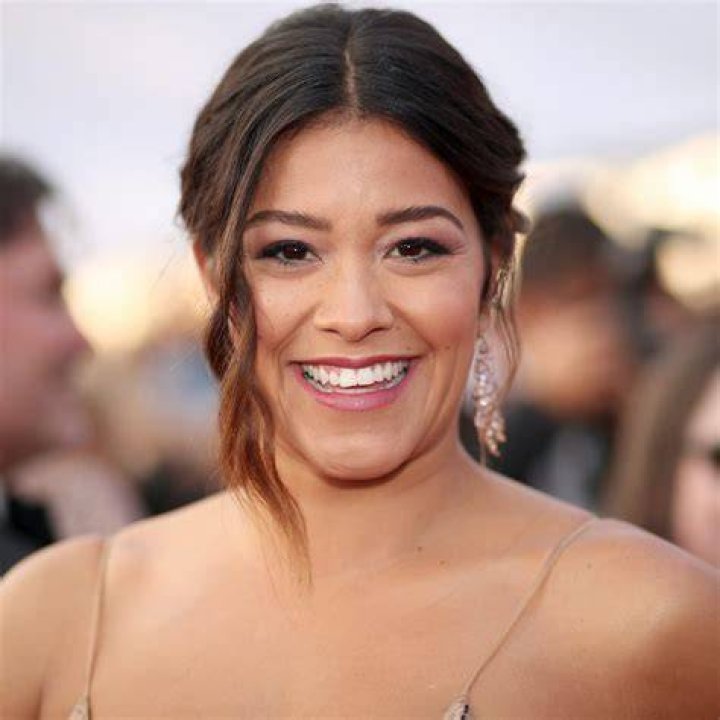 Gina Rodriguez Latino TV Actors to Watch in 2017 POPSUGAR Latina