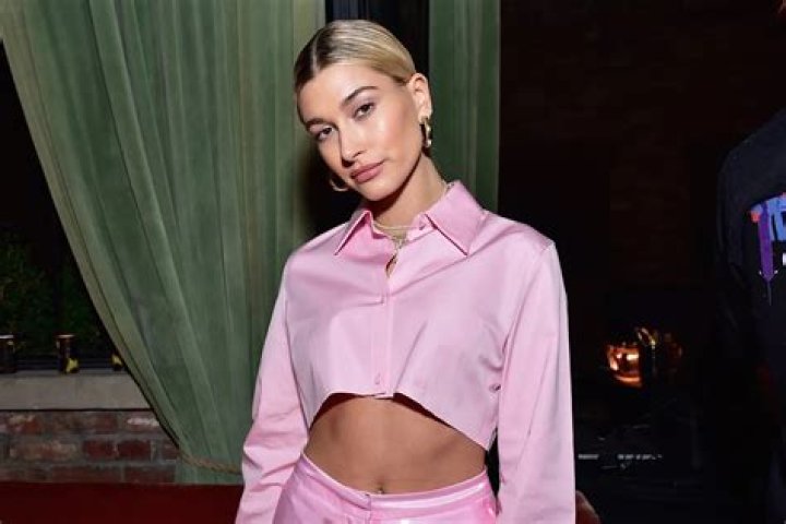 Hailey Bieber Silenty Spills "Divorce Status," Picks Maiden Name Over