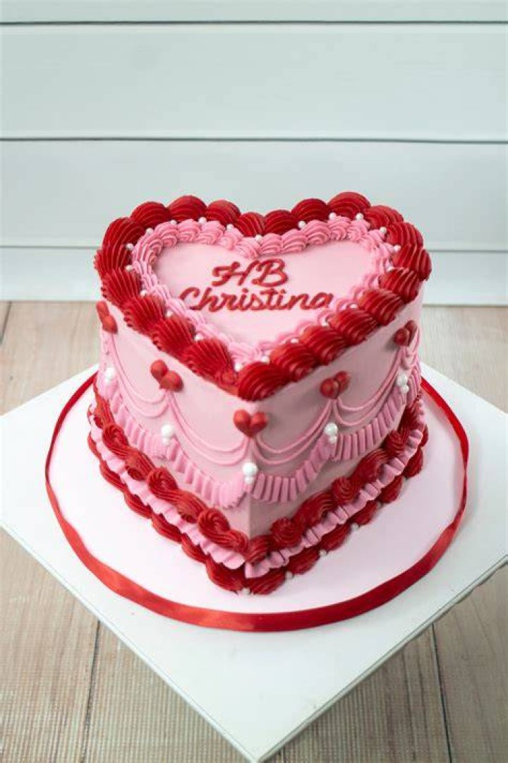 Heart Cake Design 4