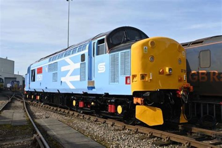 How many Class 37s are still in service?