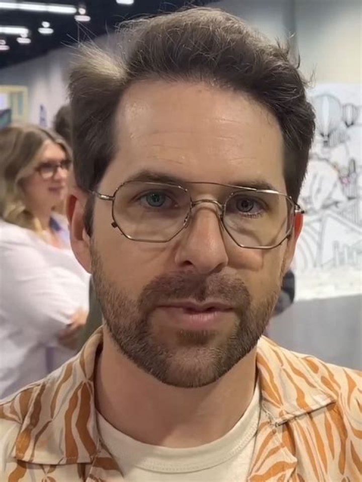 Ian Hecox Age, Net worth Wife, Weight, BioWiki, Kids 2024 The Personage