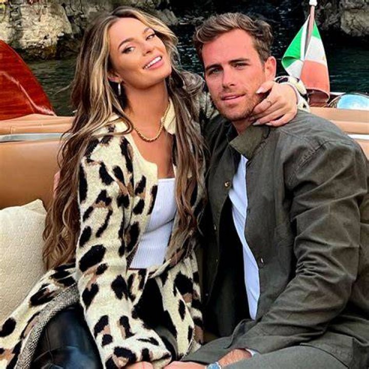 Is Juliette Porter Still Dating Clark