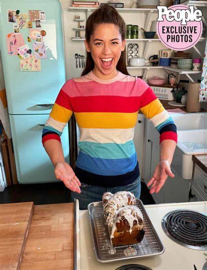 Is Molly Yeh Pregnant Again? About The Famous Blogger OtakuKart