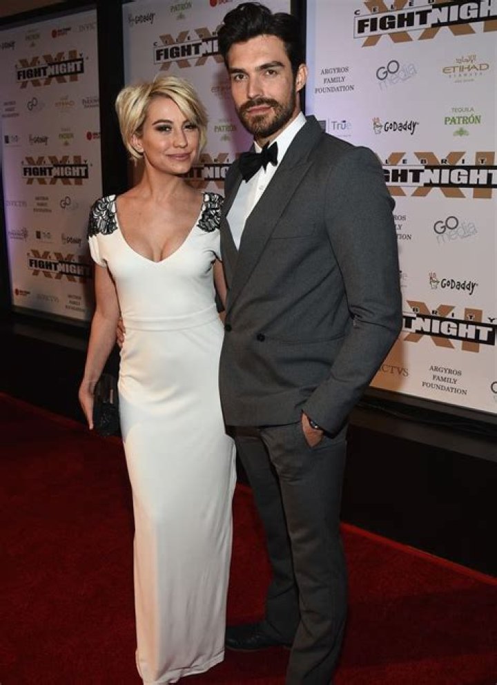 Is Peter Porte still Married? His Spouse, Partner, Gay, Wedding, Twin