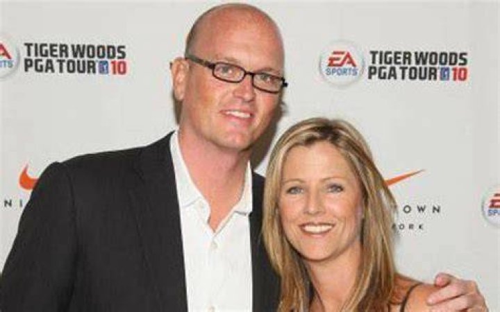 Is Stephanie, Scott Van Pelt's Wife, the Foundation of His Success