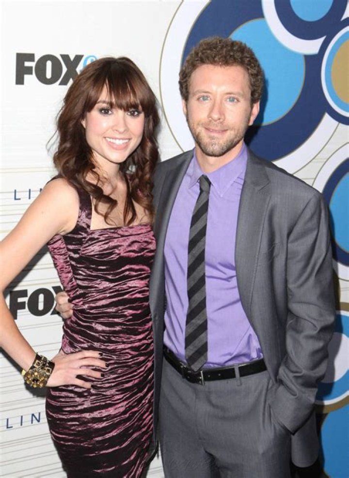 Is T.J. Thyne Married? His Bio, Age, Wife, Child and Net worth